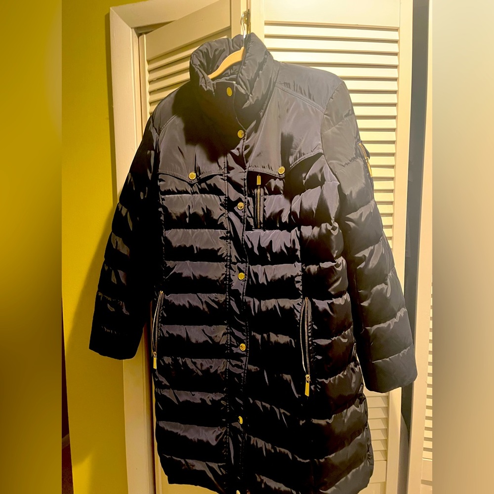 Michael Kors women’s XL (14-16) down/feather winter coat.